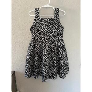 Janie and jack dress youth size 5 
Snag on front that needs cut see photos